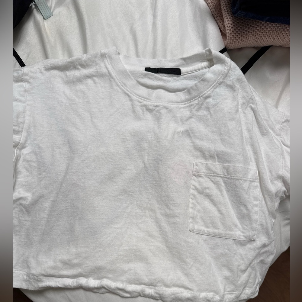 Jenni Kayne White Pocket Tee - Classic Crewneck- Cropped (size tag missing)